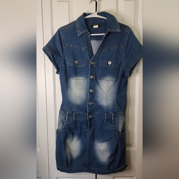 Venus Distressed Denim Blue Mini Dress with Bubble-like Hem size 10, Has pockets - Picture 1 of 11